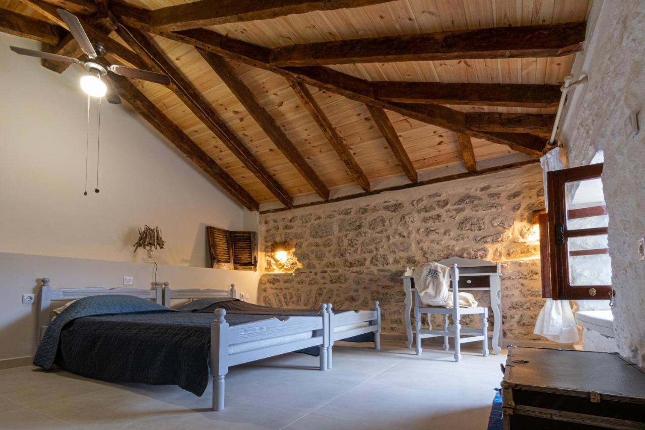 Villa Electra Chalki Town Екстер'єр фото